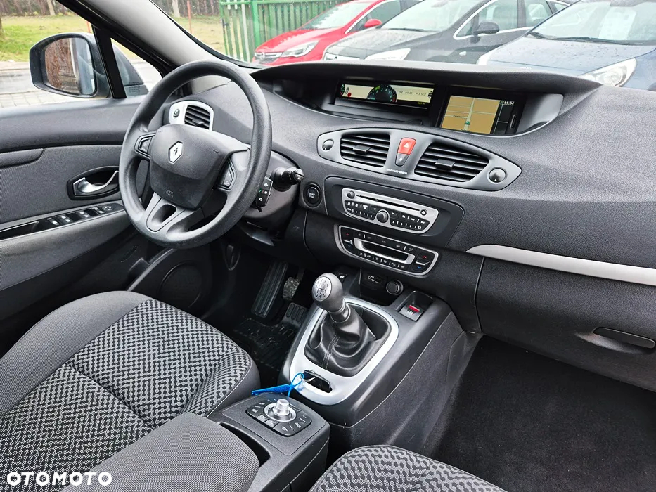 Renault Scenic 1.6 16V 110 TomTom Edition - 37