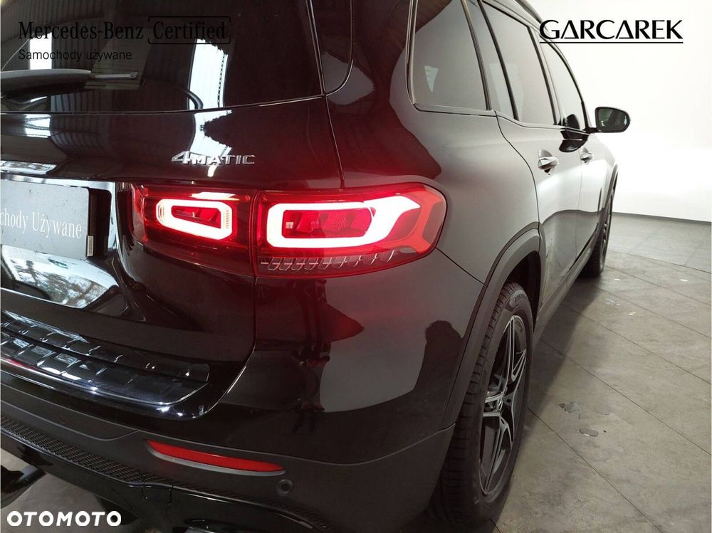 Mercedes-Benz GLB 200 4-Matic AMG Line 8G-DCT - 11