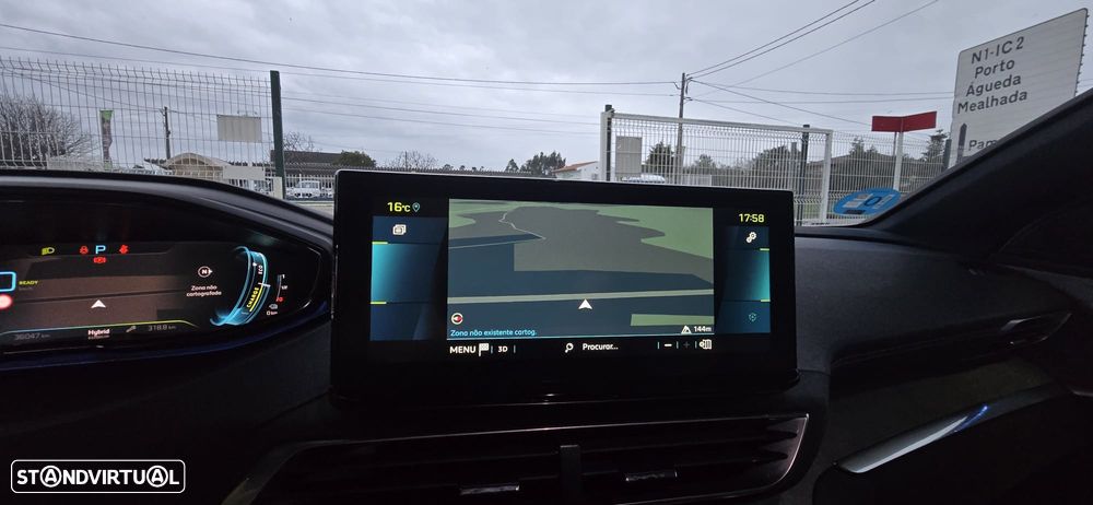 Peugeot 3008 1.6 Hybrid GT Pack e-EAT8 - 34