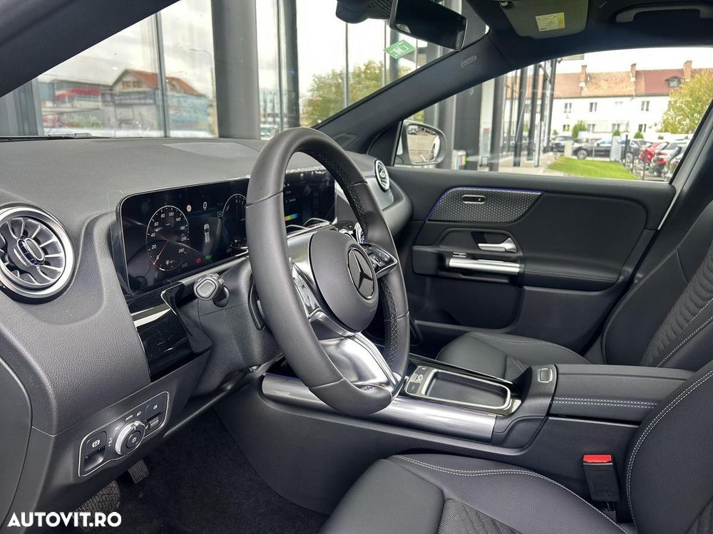 Mercedes-Benz GLA - 7