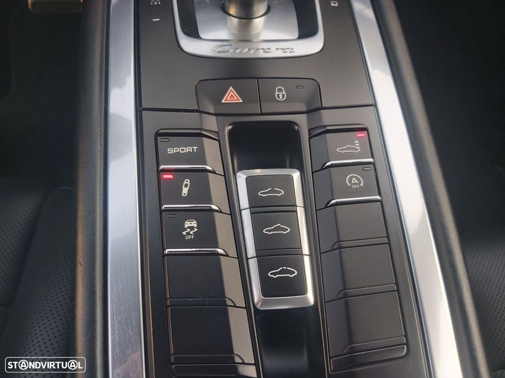 Porsche 911 (991) - 23