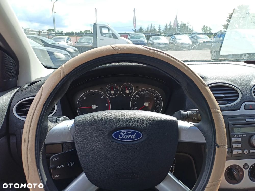 Ford Focus - 9