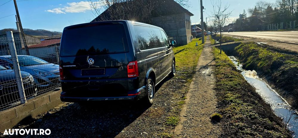 Volkswagen Transporter Caravelle DSG Lang Highline - 2