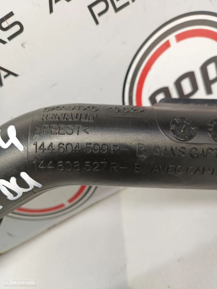 Tubo de intercooler Renault Clio 4 1.5 DCI referência 144604599P. - 2