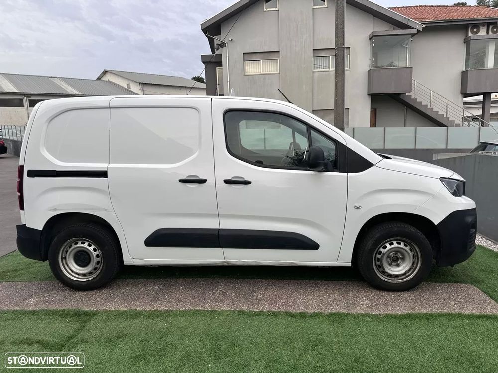 Peugeot partner 1.5 hdi 3 lugares - 16