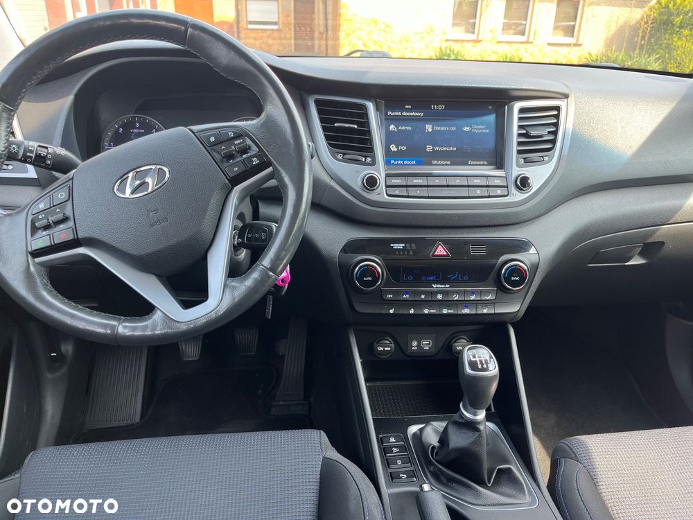 Hyundai Tucson blue 1.7 CRDi 2WD Intro Edition - 5