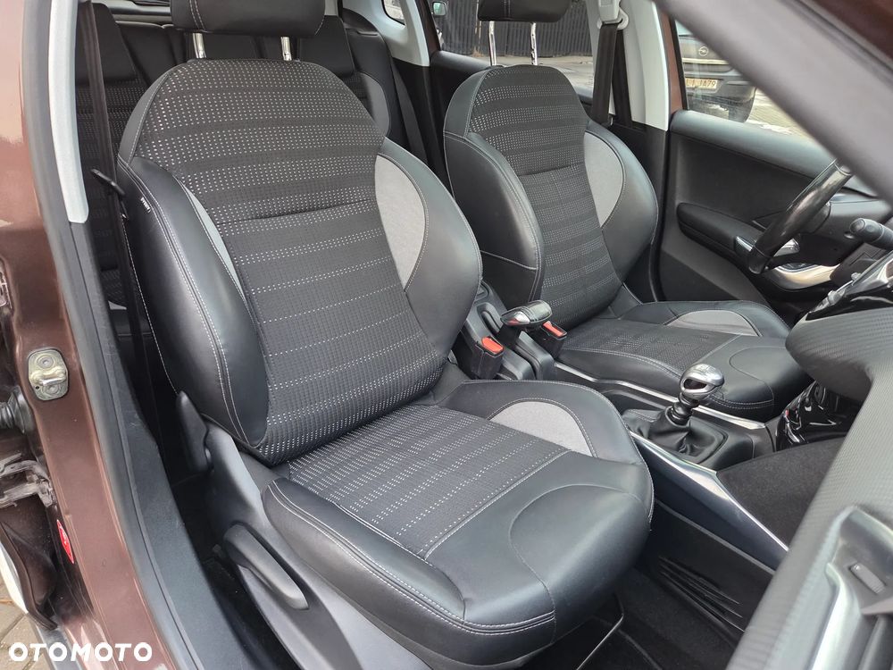 Peugeot 2008 BlueHDi FAP 120 STOP & START Business-Line - 9