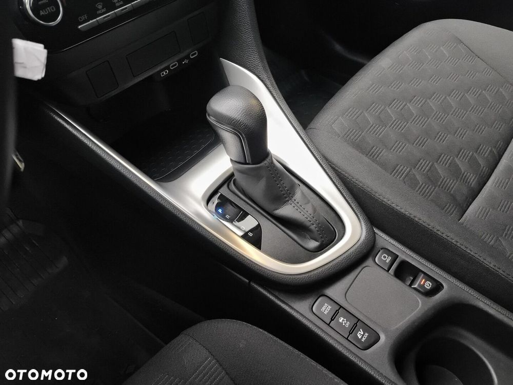 Toyota Yaris - 21