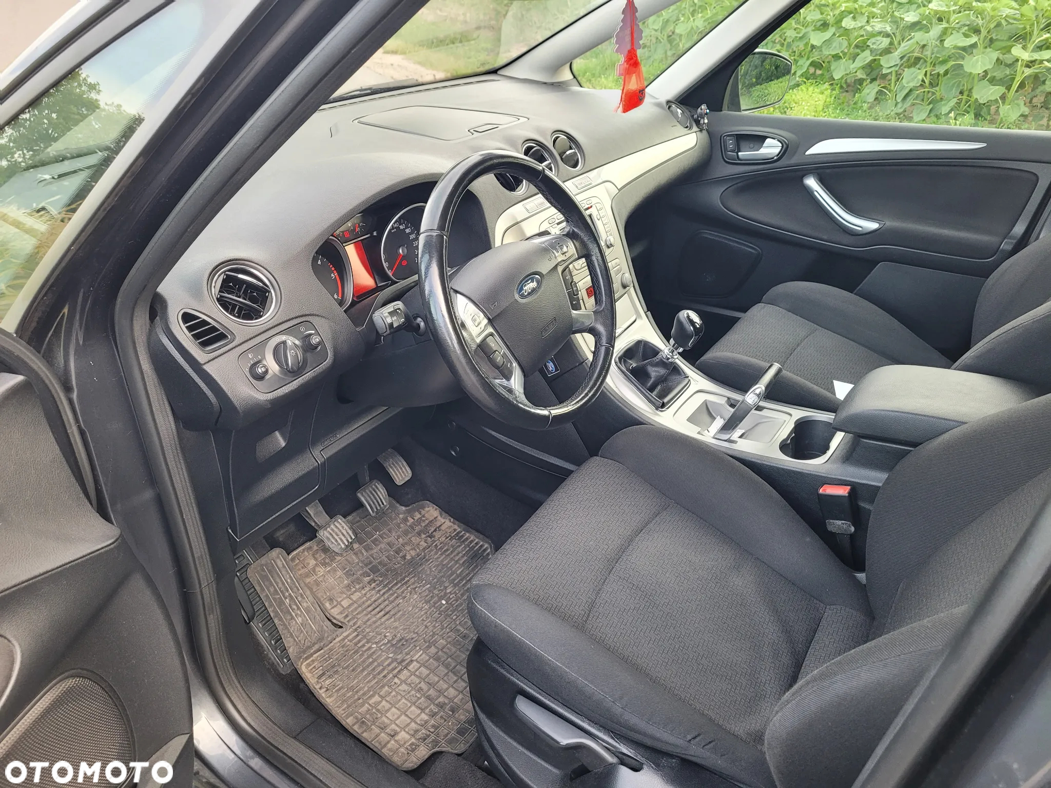 Ford S-Max - 6