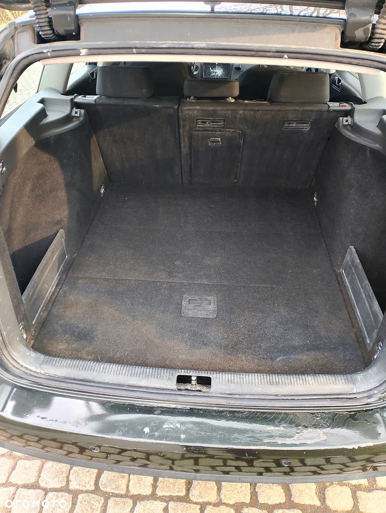Volkswagen Passat 1.9 TDI DPF Comfortline - 16