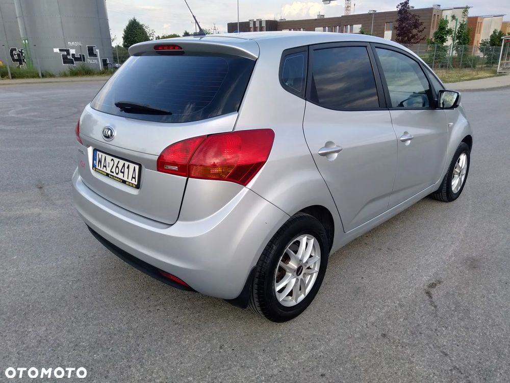 Kia Venga 1.4 L - 8