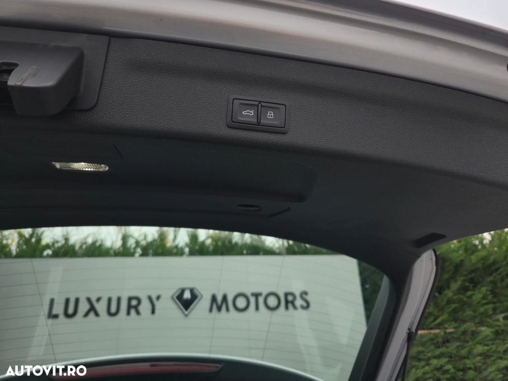 Audi A6 Avant 2.0 40 TDI quattro S tronic Sport - 32