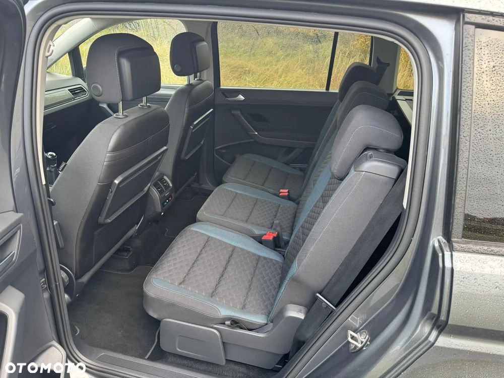 Volkswagen Touran 1.5 TSI ACT OPF IQ.DRIVE - 8
