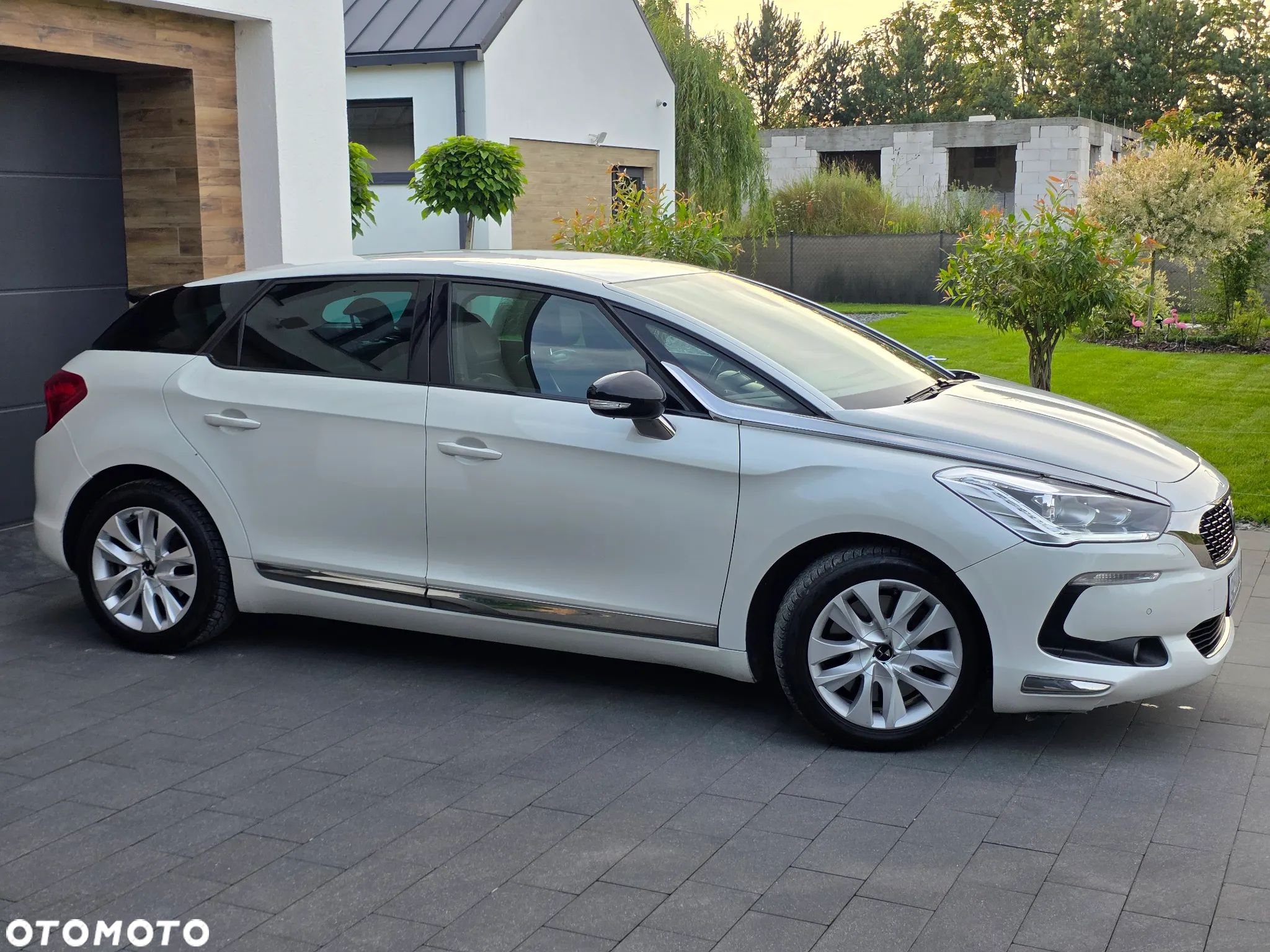 Citroën DS5 2.0 HDi Pure Pearl - 8