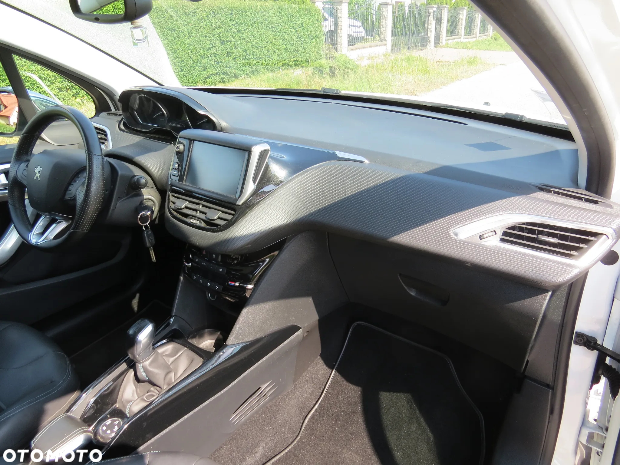Peugeot 2008 1.2 Pure Tech GPF Crossway S&S - 10