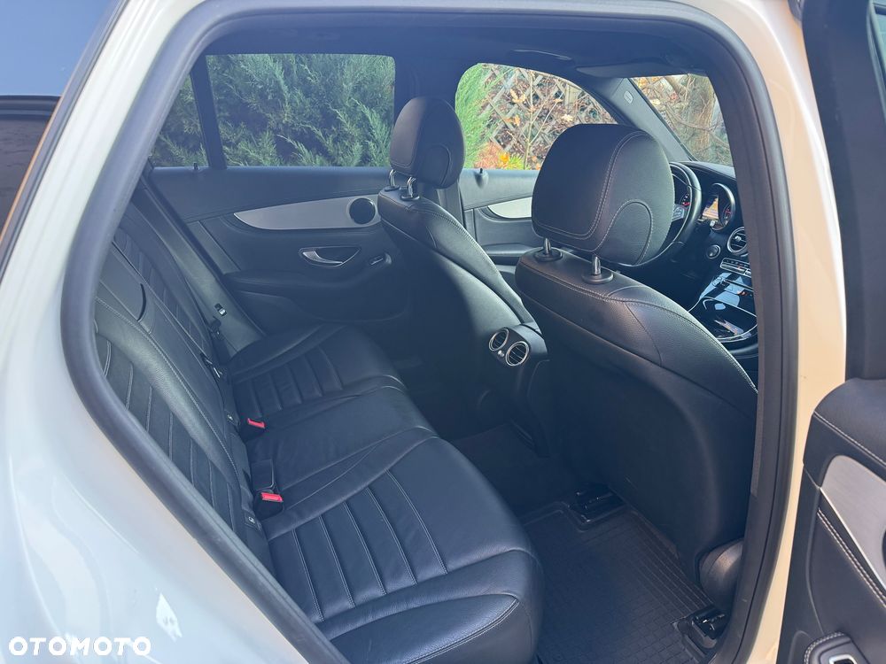 Mercedes-Benz GLC 250 d 4Matic 9G-TRONIC - 10