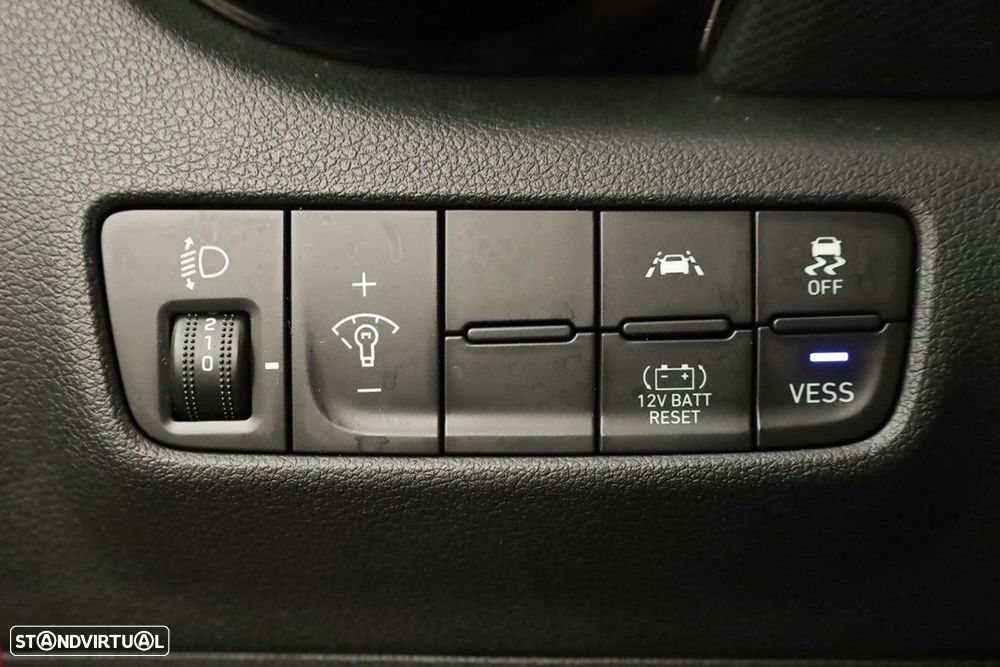 Hyundai Kauai 1.6 GDi HEV Premium - 18