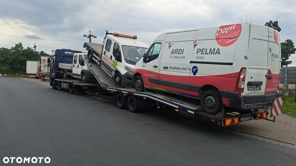 Mercedes-Benz ACTROS - 13