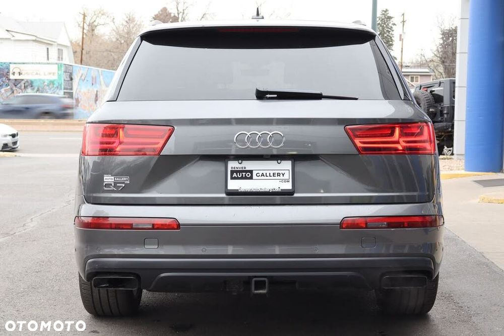 Audi Q7 3.0 TFSI Quattro Tiptr - 7