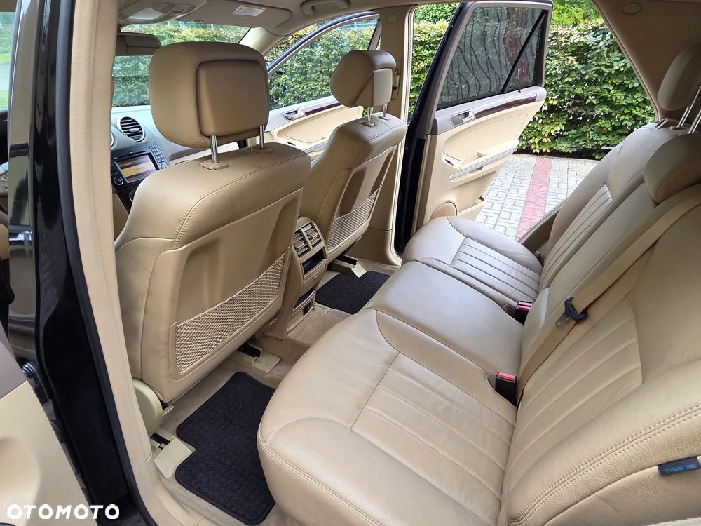 Mercedes-Benz ML 320 CDI 4Matic 7G-TRONIC - 29