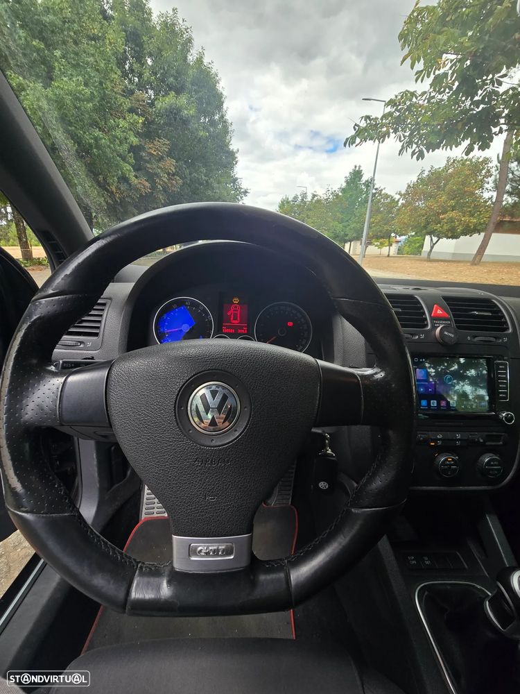 VW Golf 2.0 GTi - 15