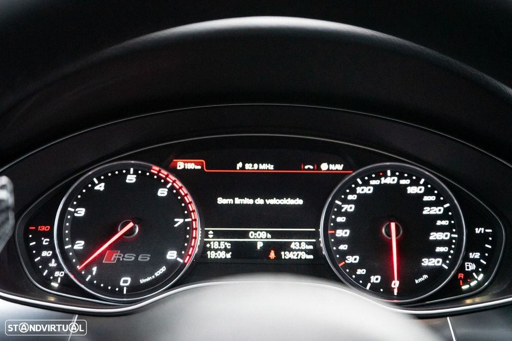 Audi RS6 Avant 4.0 TFSi quattro Tiptronic - 40