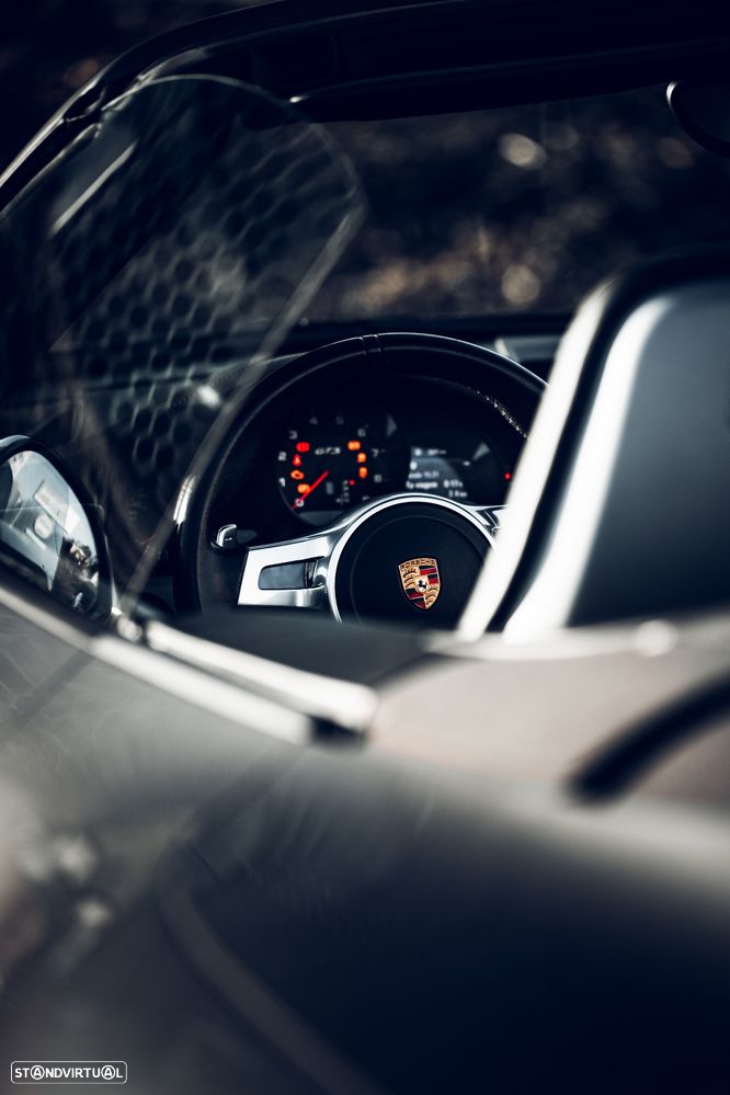 Porsche 911 Série F - 21