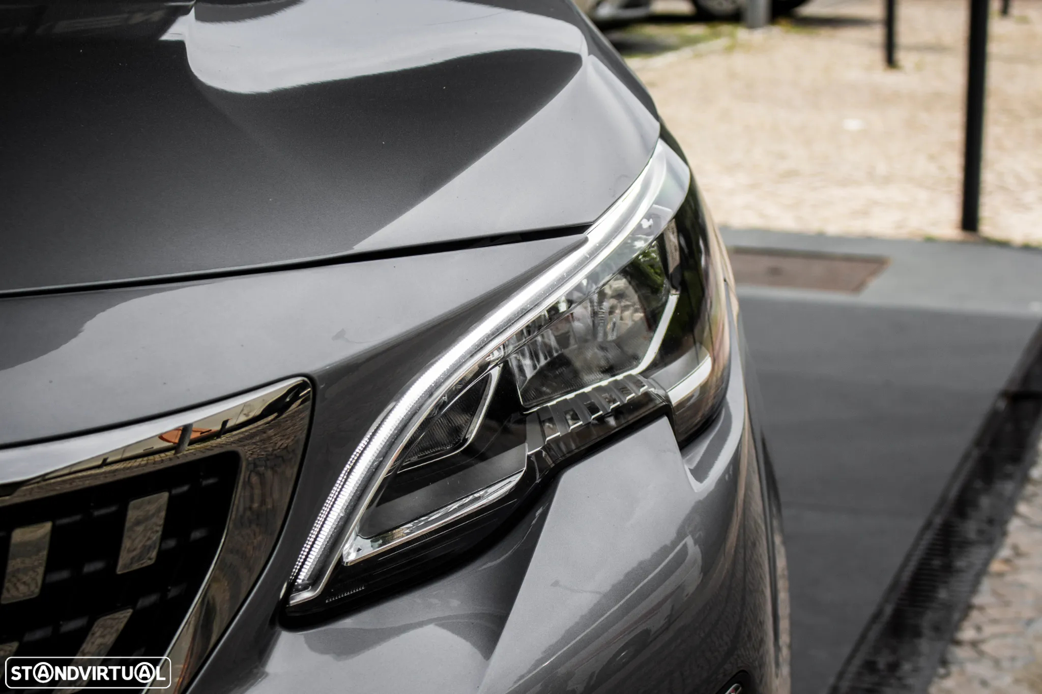 Peugeot 3008 1.2 PureTech Allure EAT8 - 8