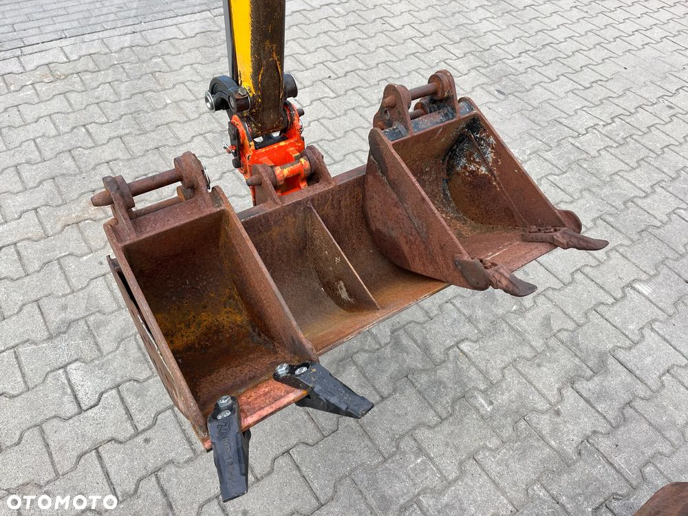 JCB 8018 CTS - 12