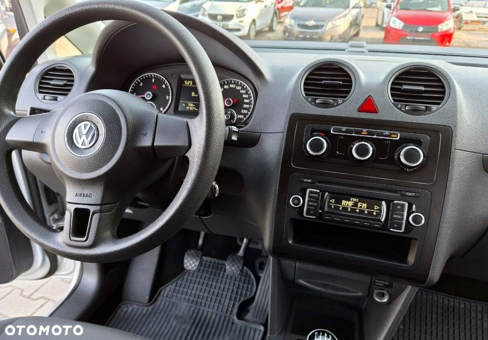 Volkswagen Caddy 2011