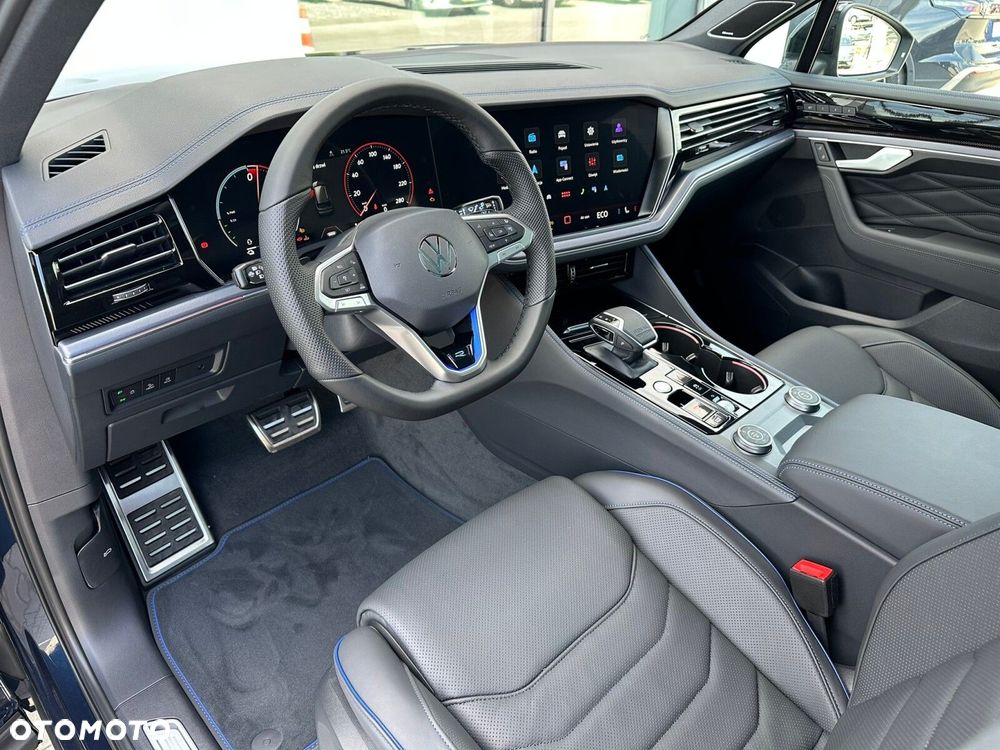 Volkswagen Touareg - 15