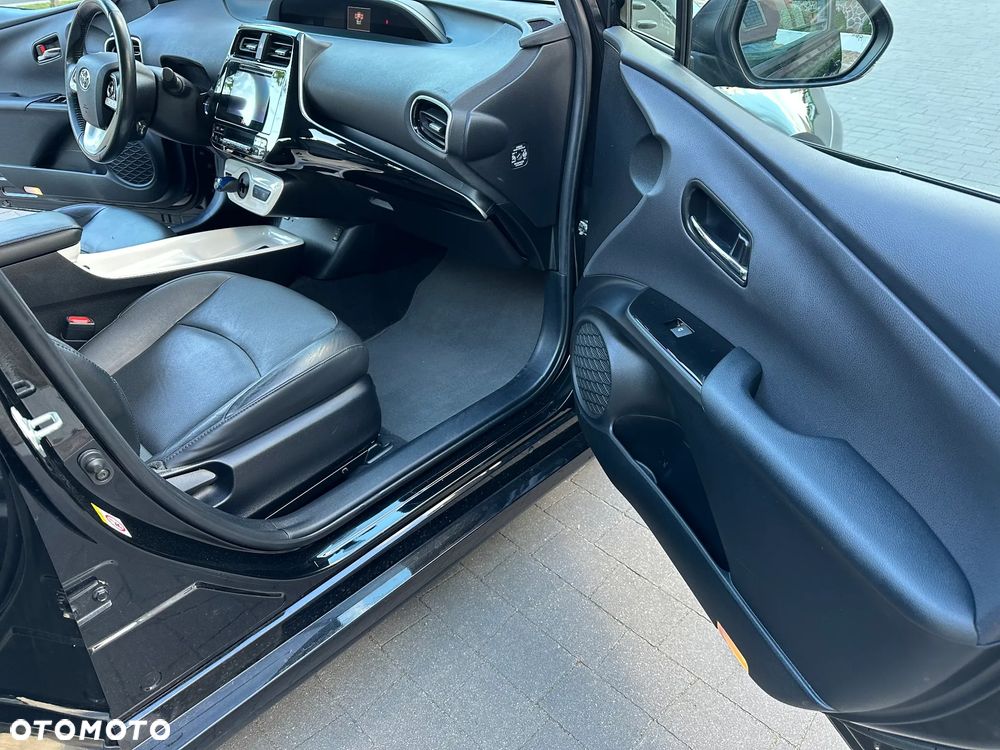 Toyota Prius 1.8 Hybrid Prestige - 13