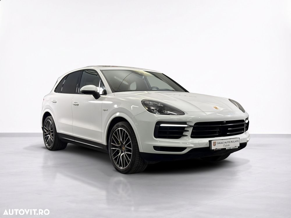 Porsche Cayenne - 8