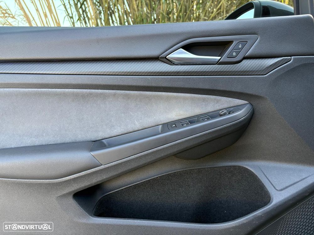 VW Golf 2.0 TDI SCR DSG R-Line - 20