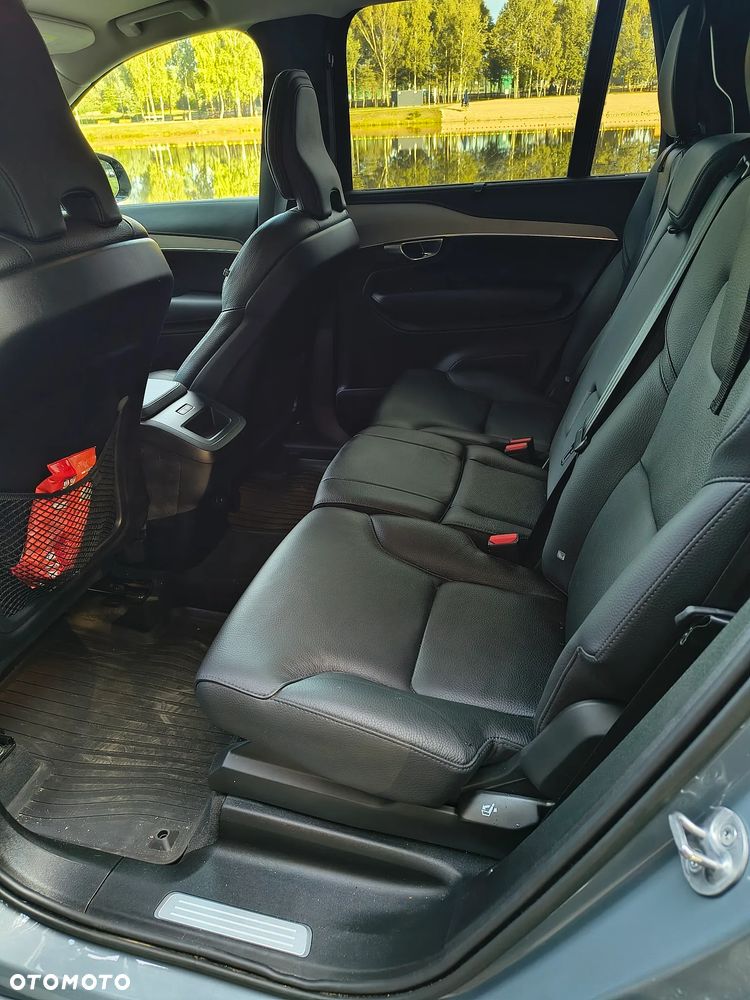 Volvo XC 90 B5 D AWD Plus Dark - 7