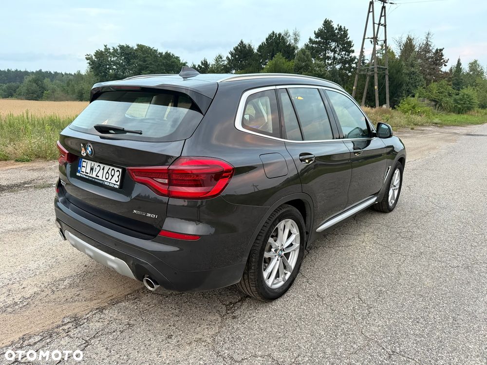 BMW X3 xDrive30i xLine - 17