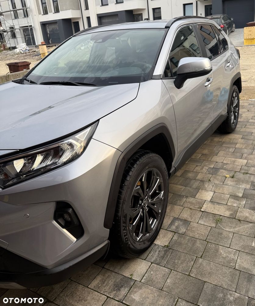 Toyota RAV4 - 9