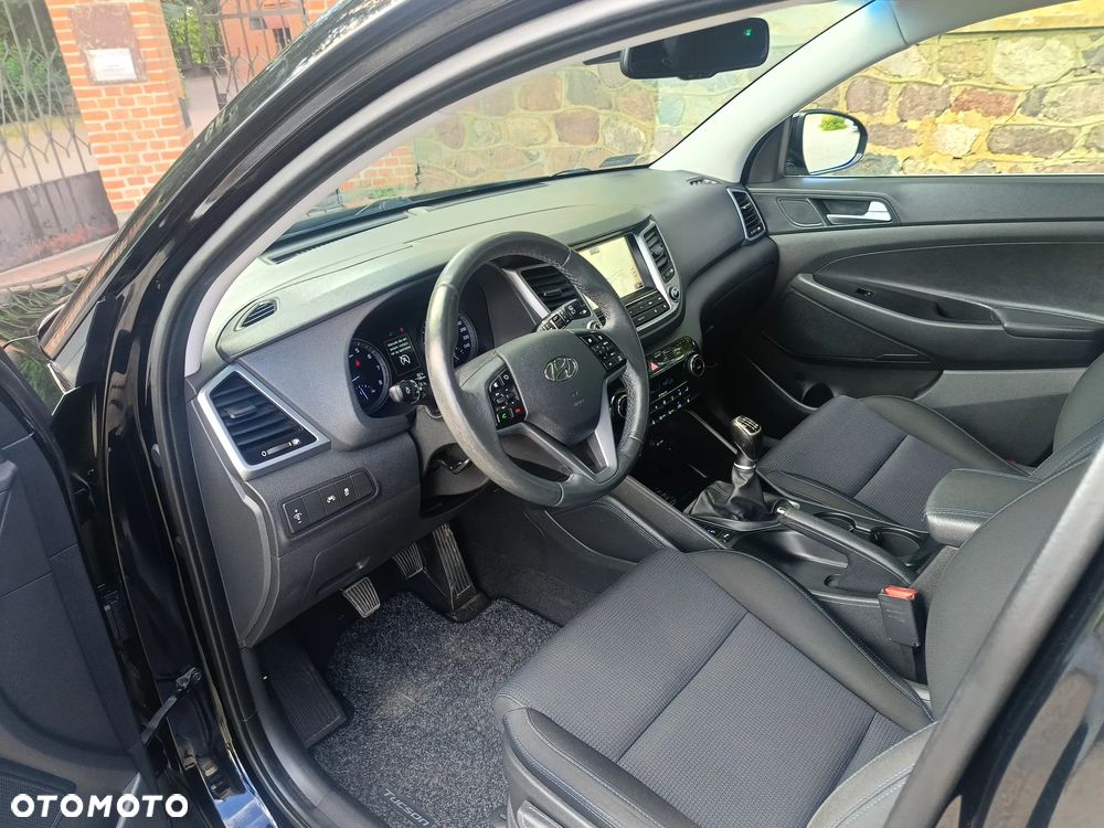 Hyundai Tucson - 12