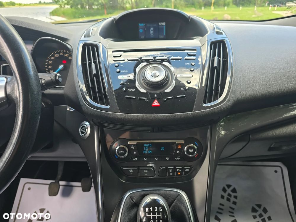 Ford Kuga 2.0 TDCi 4WD Titanium - 27