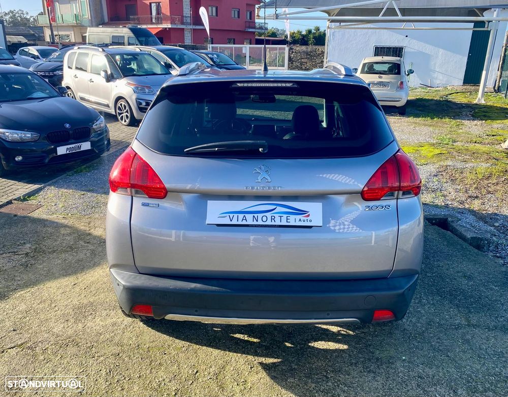 Peugeot 2008 PureTech 110 Stop&Start GT-Line Edition - 9