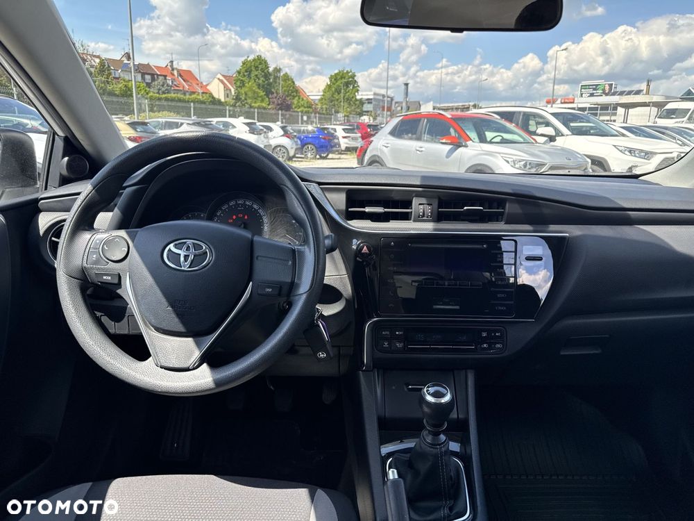 Toyota Auris 1.33 VVT-i Active - 11