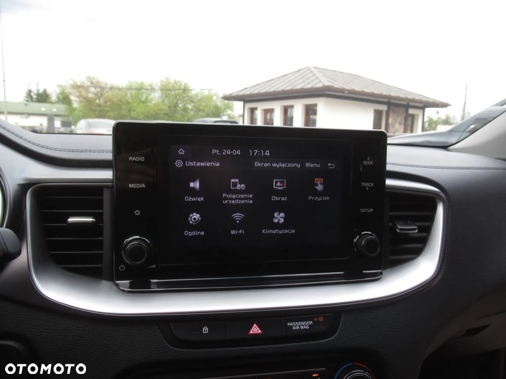 Kia Ceed 1.5 T-GDI M - 27