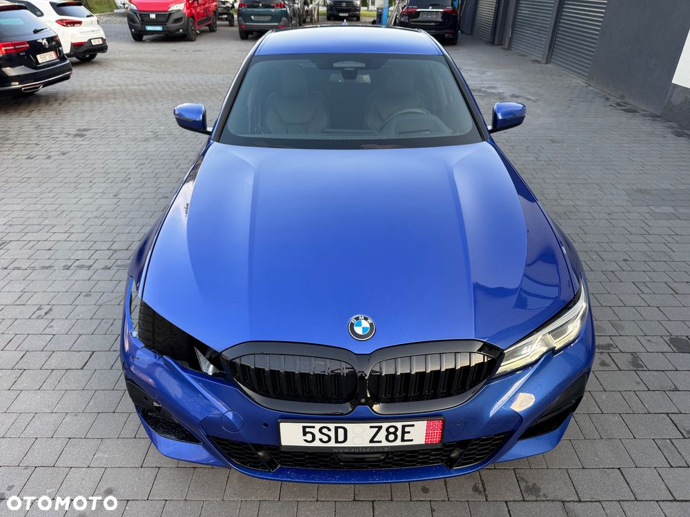 BMW Seria 3 330e M Sport - 3