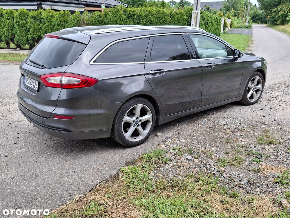 Ford Mondeo 2.0 TDCi Titanium PowerShift - 4