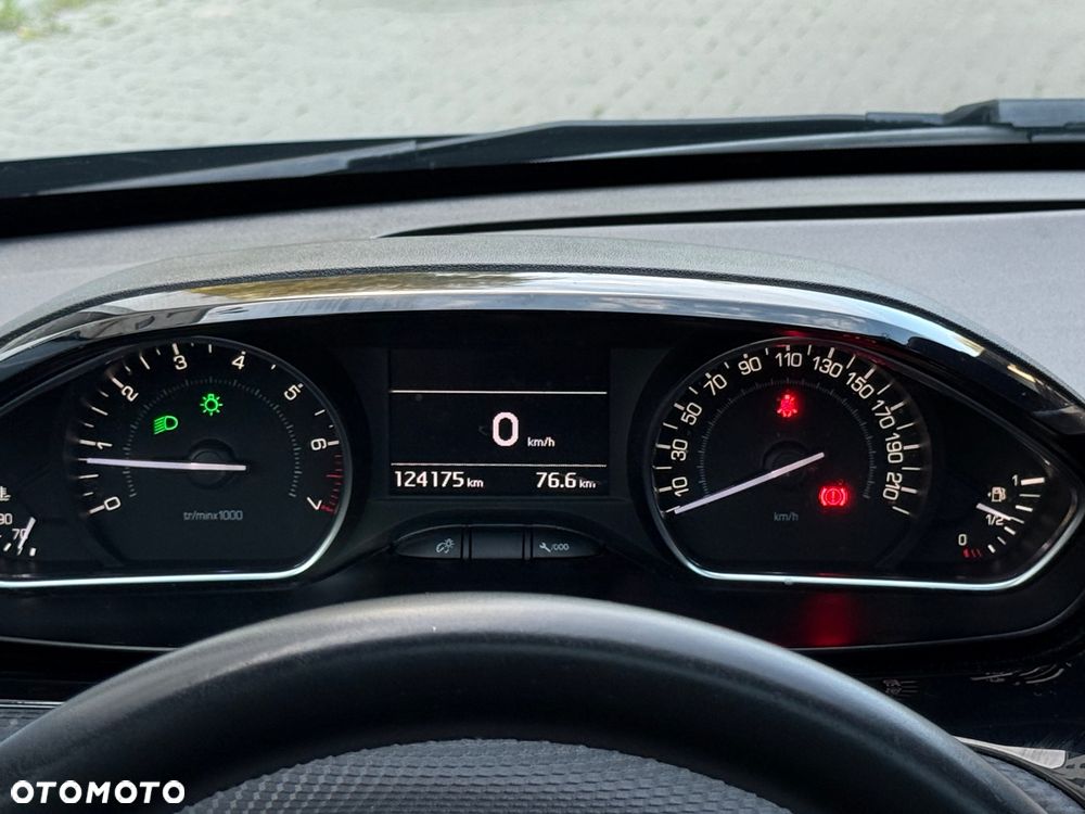 Peugeot 208 PureTech 110 Stop & Start Active - 17