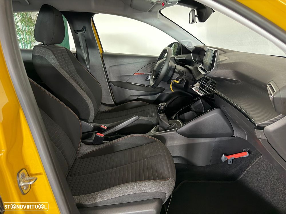 Peugeot 208 1.2 PureTech Active Pack - 27