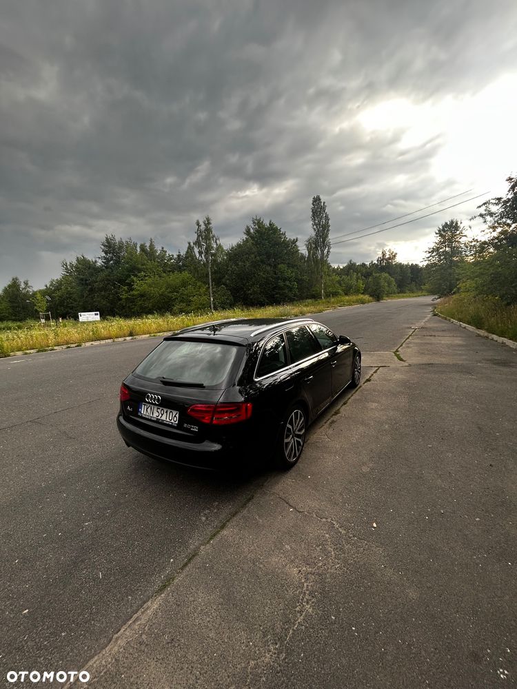 Audi A4 Avant 2.0 TDI Quattro - 17