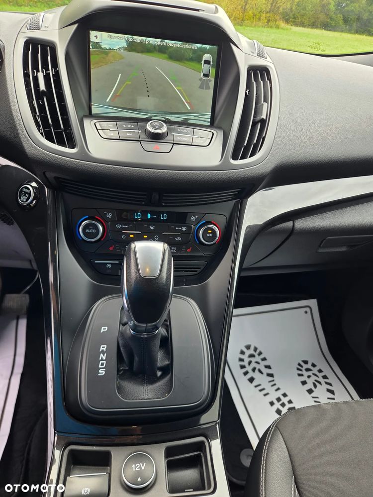 Ford Kuga - 18