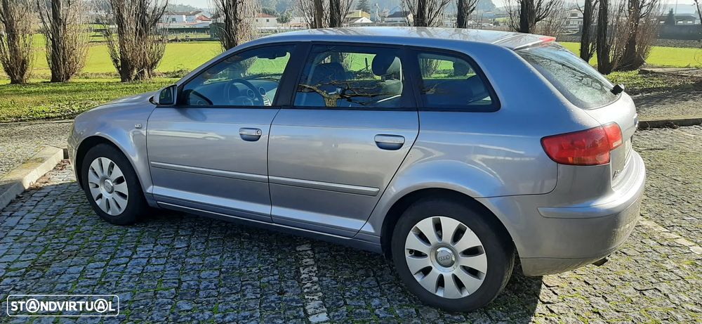Audi A3 2.0 TDI Attraction FPD - 2