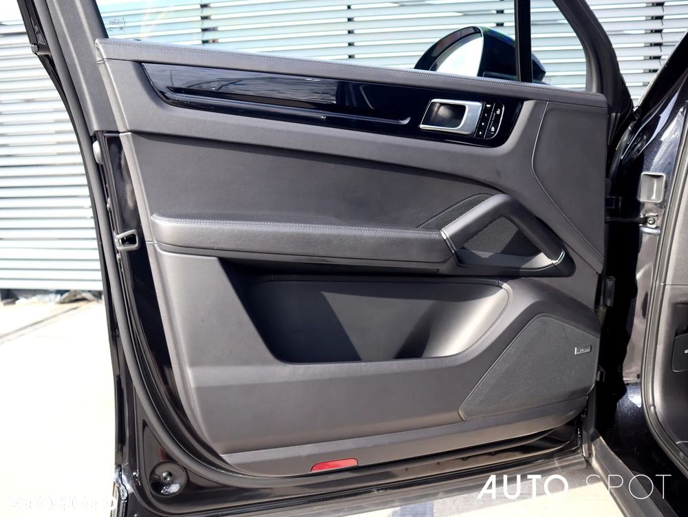 Porsche Cayenne E-Hybrid Tiptronic S - 13